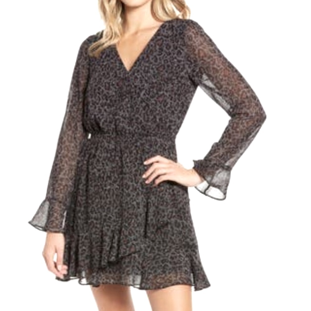 NWT CUPCAKES & CASHMERE Dress Tiered Ruffle Animal Print Size Medium